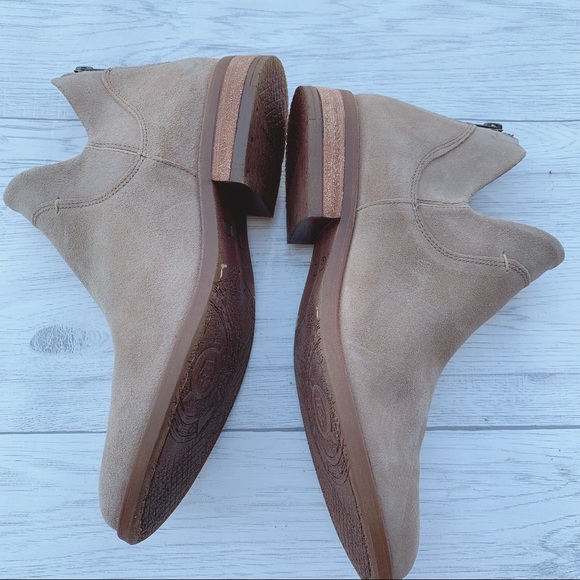 Born Arula Tan Bootie - Picture 3 of 6